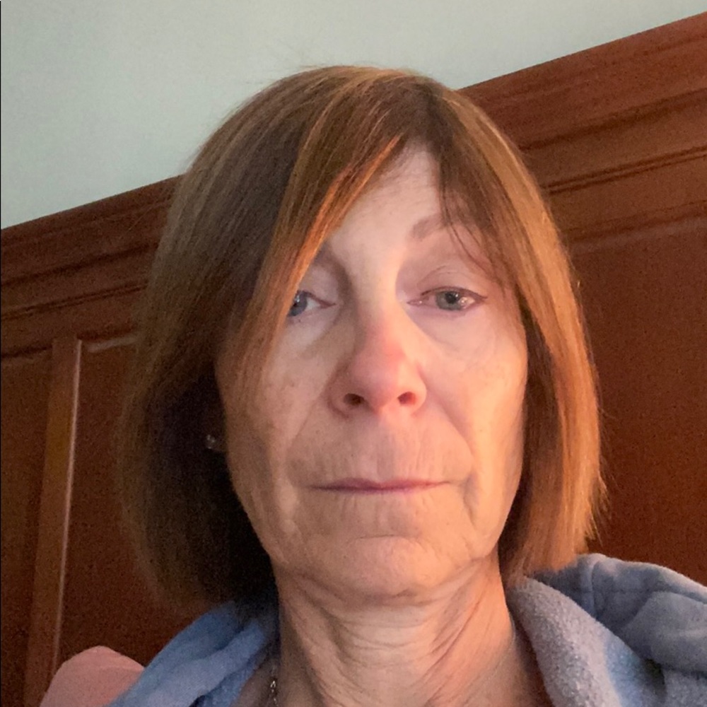 Meet your Posher, Claire